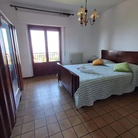 La Casa Sulla Collina 아파트 *