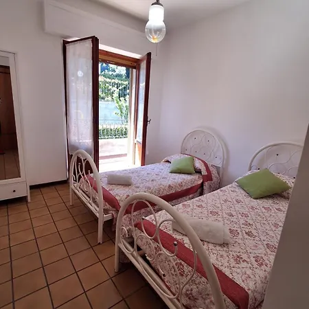 La Casa Sulla Collina * 그로타마레